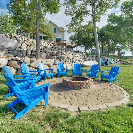 Peaceful Clinton Retreat With Lakefront Views!
